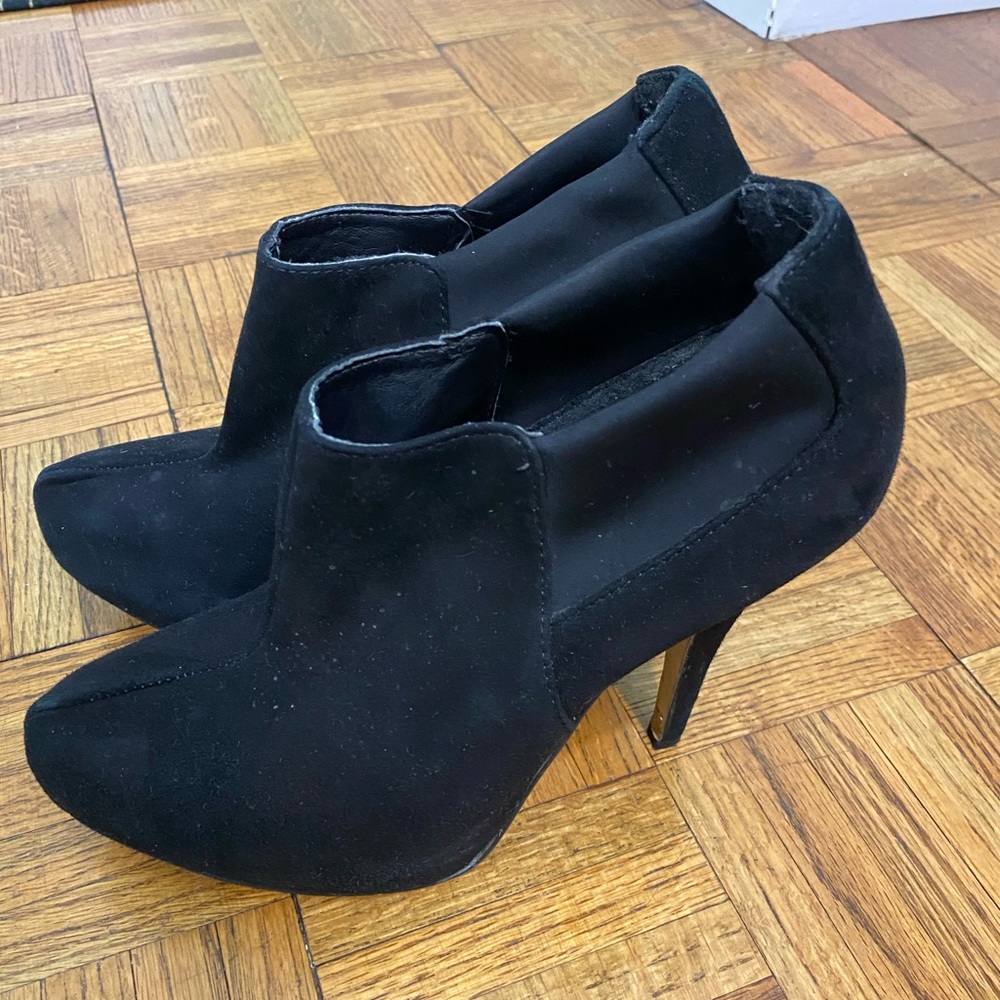 Jessica Simpson Joney Ankle Booties - Picture 2 of 9